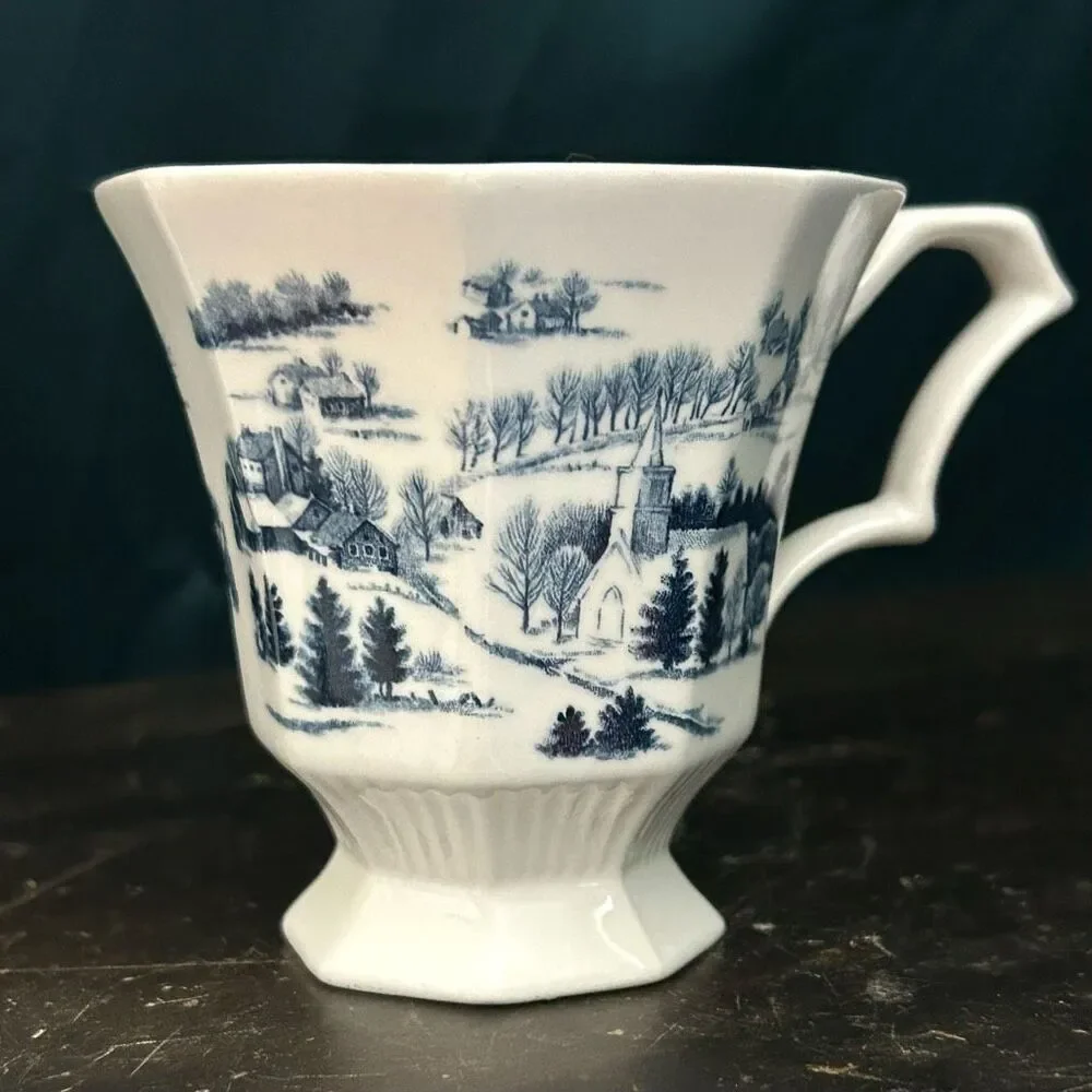 Nikko Winter Wonderland Set of 4 Footed Tea Coffee Cups